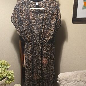 Elegant Leopard Print Kimono